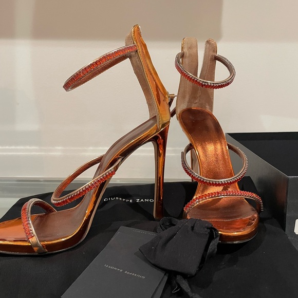 Giuseppe Zanotti Harmony Crystal Sandals - Picture 9 of 13